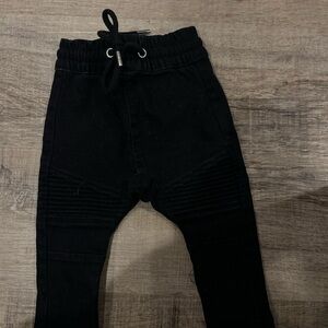 Black size 6-12mo Adam + Yve kids jogger pant